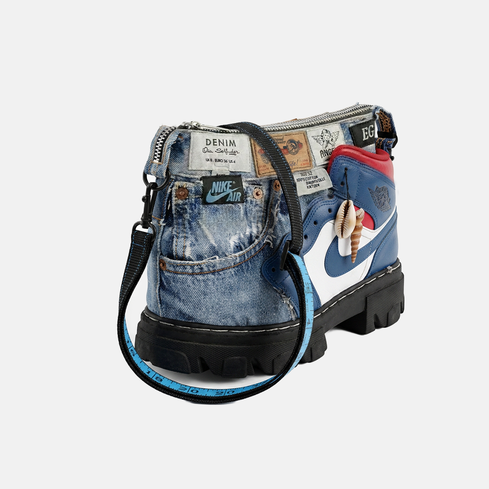 Super Flea Market+XTREET GUIDANCE +XTREET GUIDANCE upcycled sneaker bag +Brand donation+2